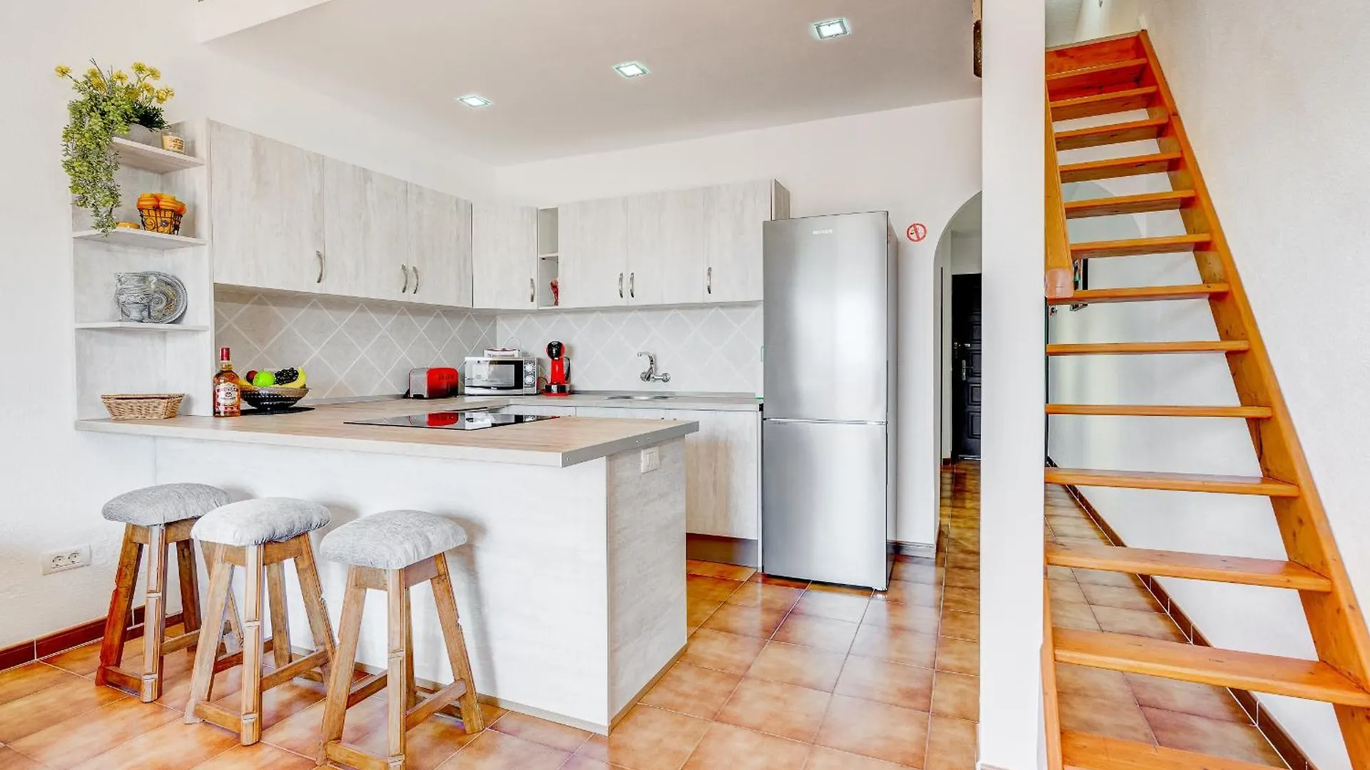 Pambnb - Sea Breeze Loft Parque Albatros San Miguel de Abona 0*,  Spain